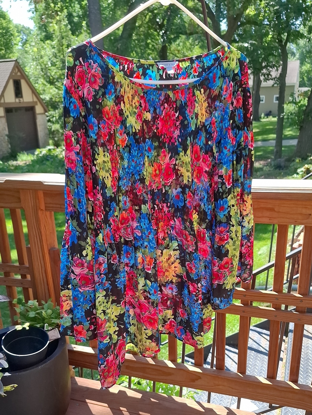 Floral Long-Sleeve Women’s Top - Black Multicolor Sz 2x